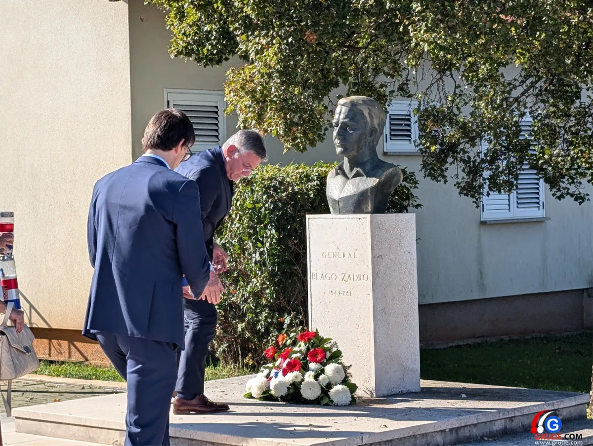 Odana počast onima koji su ispisali povijest Gruda: izaslanstvo obilježilo Svisvete i Dušni dan 31