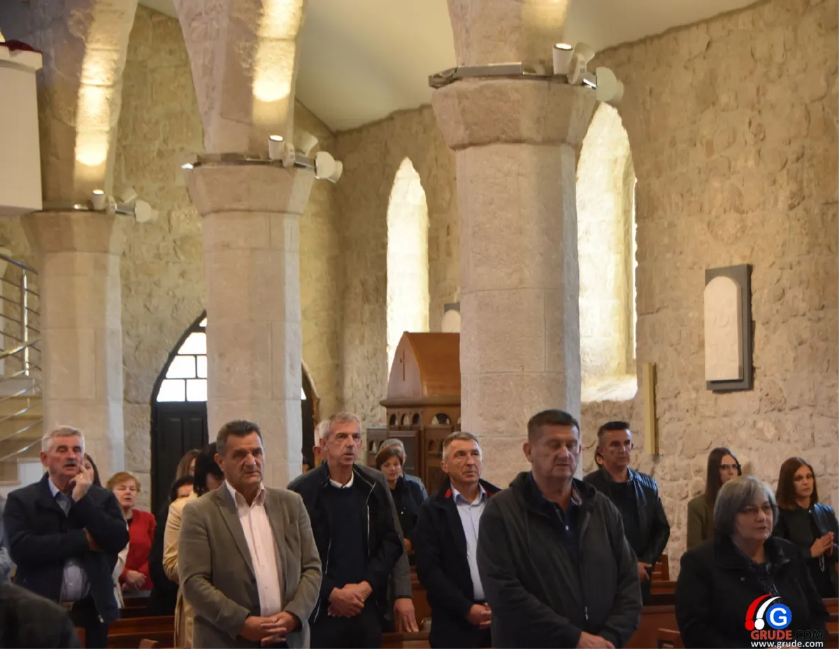 FOTO: Na svetoj misi sjetili se svih branitelja s područja općine Grude koji su kroz povijest branili hrvatski dom 6