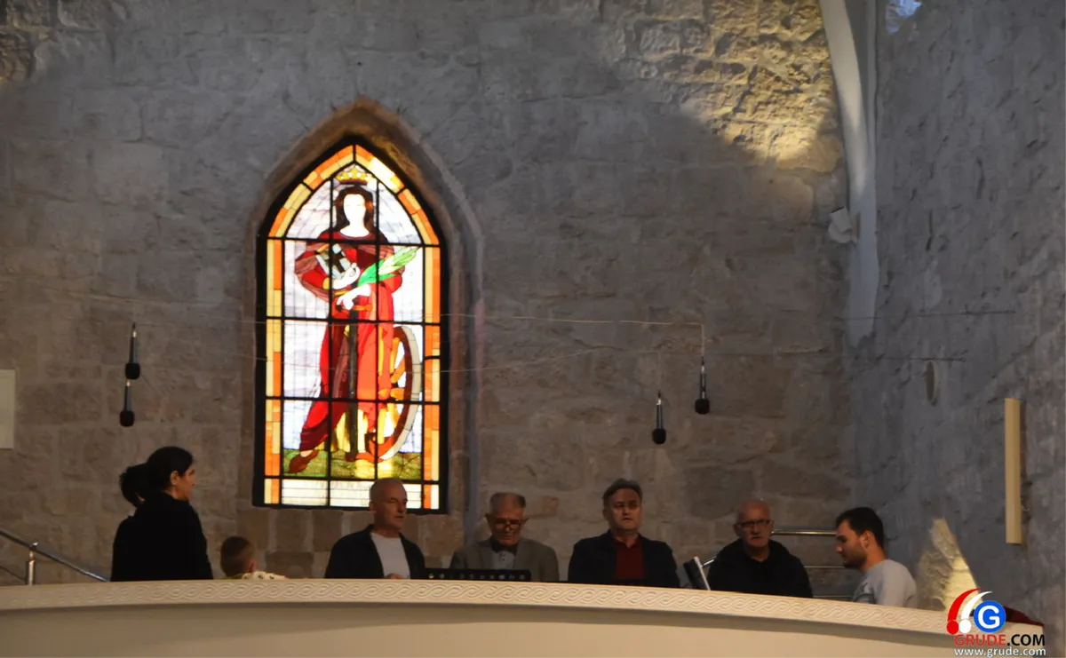 FOTO: Na svetoj misi sjetili se svih branitelja s područja općine Grude koji su kroz povijest branili hrvatski dom 7