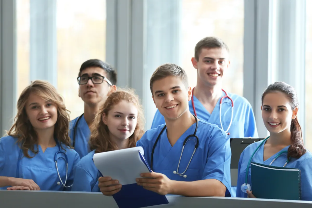 Županija u BiH studente medicine stipendira s 500 maraka mjesečno!
