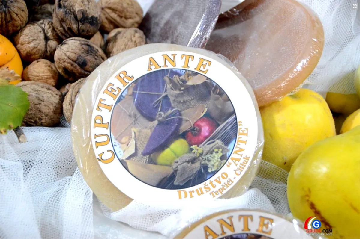 U Tepčićima kod Čitluka održava se 7. Sajam ćuptera – slavlje hercegovačke tradicije