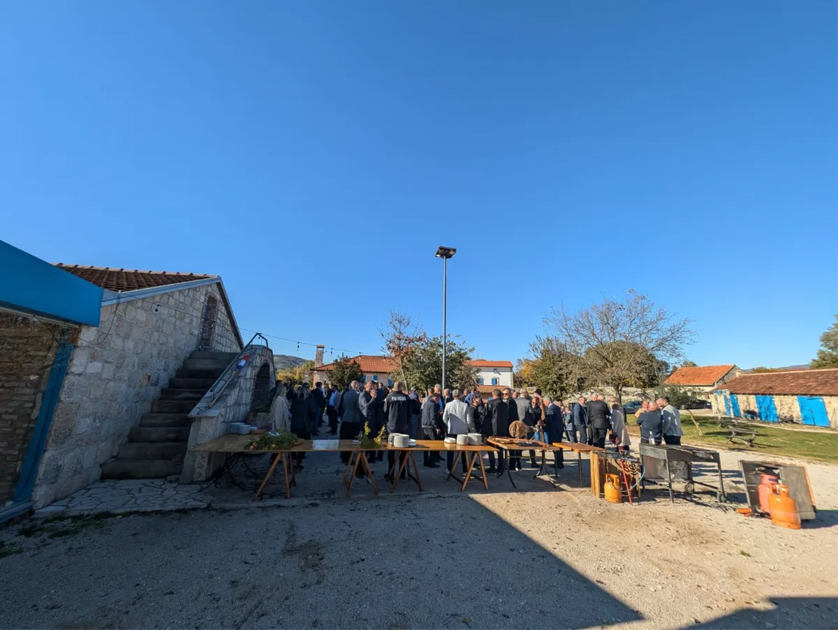 FOTO: POČEO 12. SUSRET GOSPODARSTVENIKA OPĆINE GRUDE, razgovara se o cestovnim temama 7