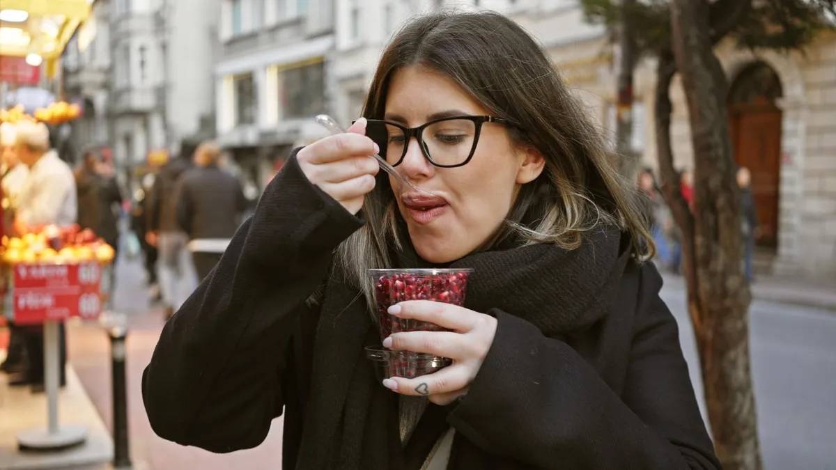 Samo dvije šalice ovog voća dnevno mogu zamijeniti multivitaminske tablete! Snižava tlak, kolesterol i šećer
