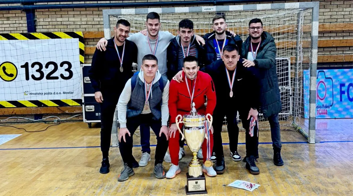 Jimmy Woo i Cageball Grude brončani na turniru HVIDR-a Mostar! Pink Label prvak!