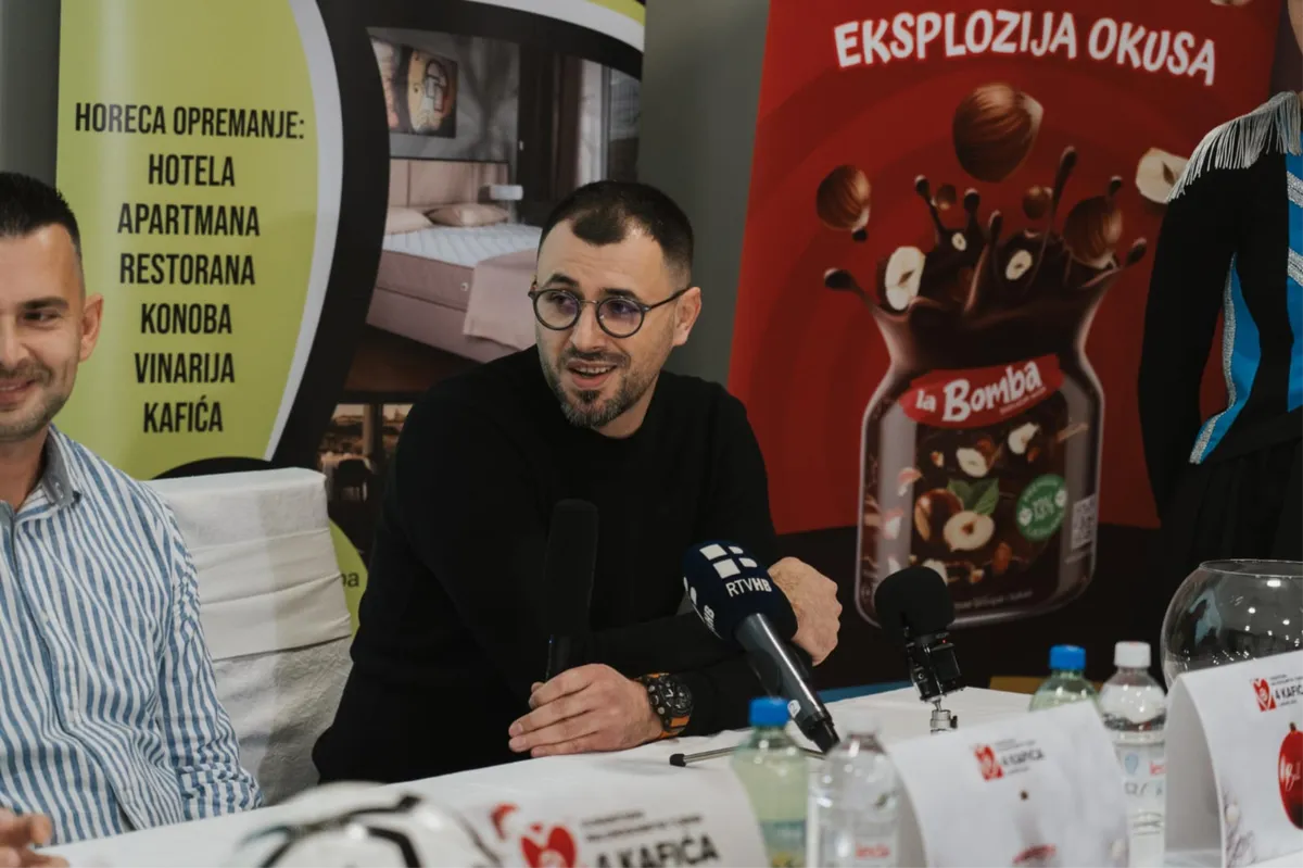 FOTO: Andrijanić i Vučić održali presicu, Arena Sport prenosi spektakularni 4 KAFIĆA! Dolaze Jakić, Romano, Čarli, Menalo, Čop, Bradarić... 4