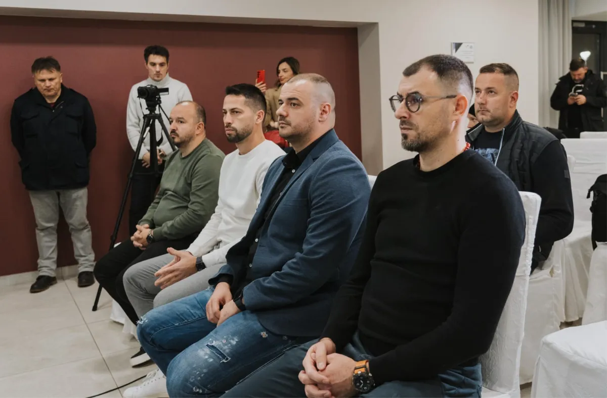 FOTO: Andrijanić i Vučić održali presicu, Arena Sport prenosi spektakularni 4 KAFIĆA! Dolaze Jakić, Romano, Čarli, Menalo, Čop, Bradarić... 15