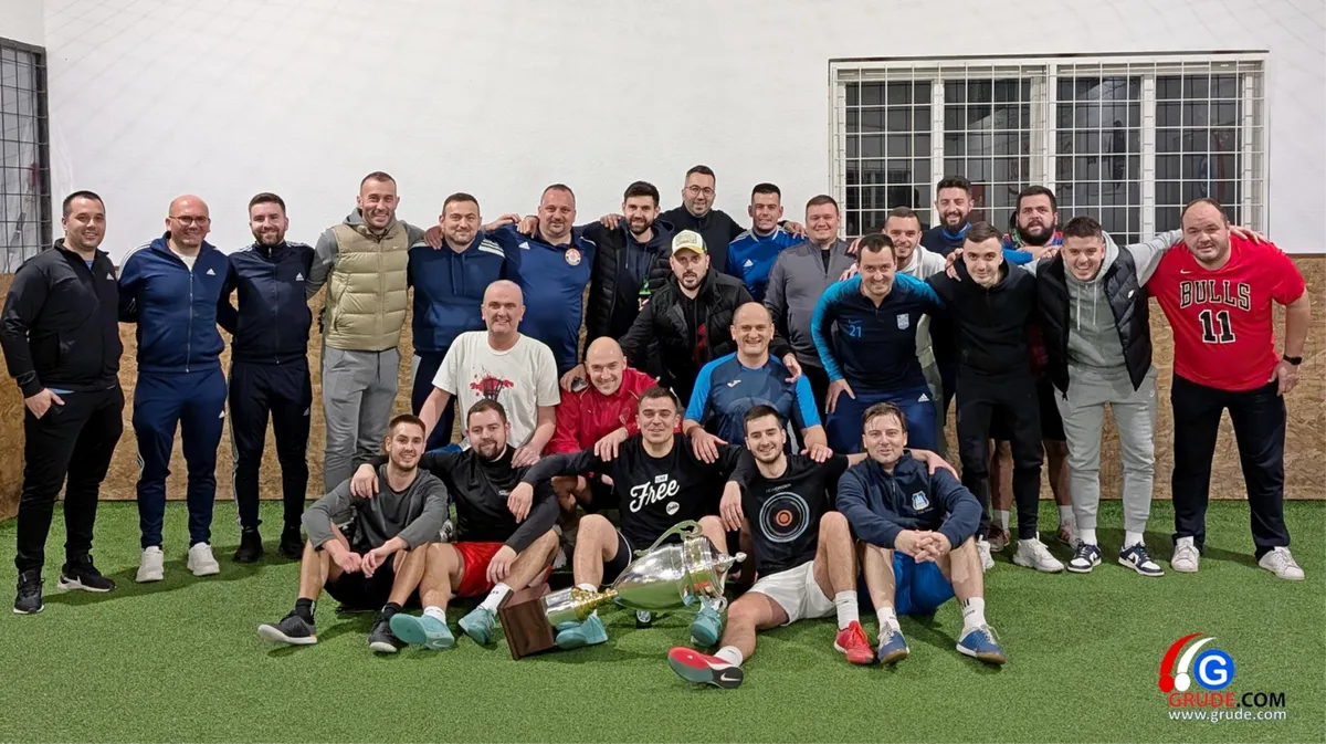 Turnir prijateljskih duša digao Grude na noge! Slavili su svi nazočni, a turnir osvojili Dario, Davor i Zulpić stariji