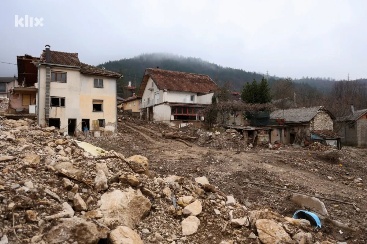 FOTO: Donja Jablanica bespovratno uništena! Nakon 4 mjeseca nitko nije uhićen, a SDA koja je sve omogućila vlasniku kamenoloma opet je na vlasti 3