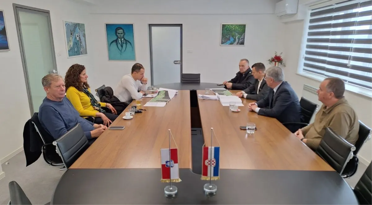 Grude: Potpisan Ugovor o izvođenju radova izgradnje fekalnog gravitacijskog kolektora i crpne stanice