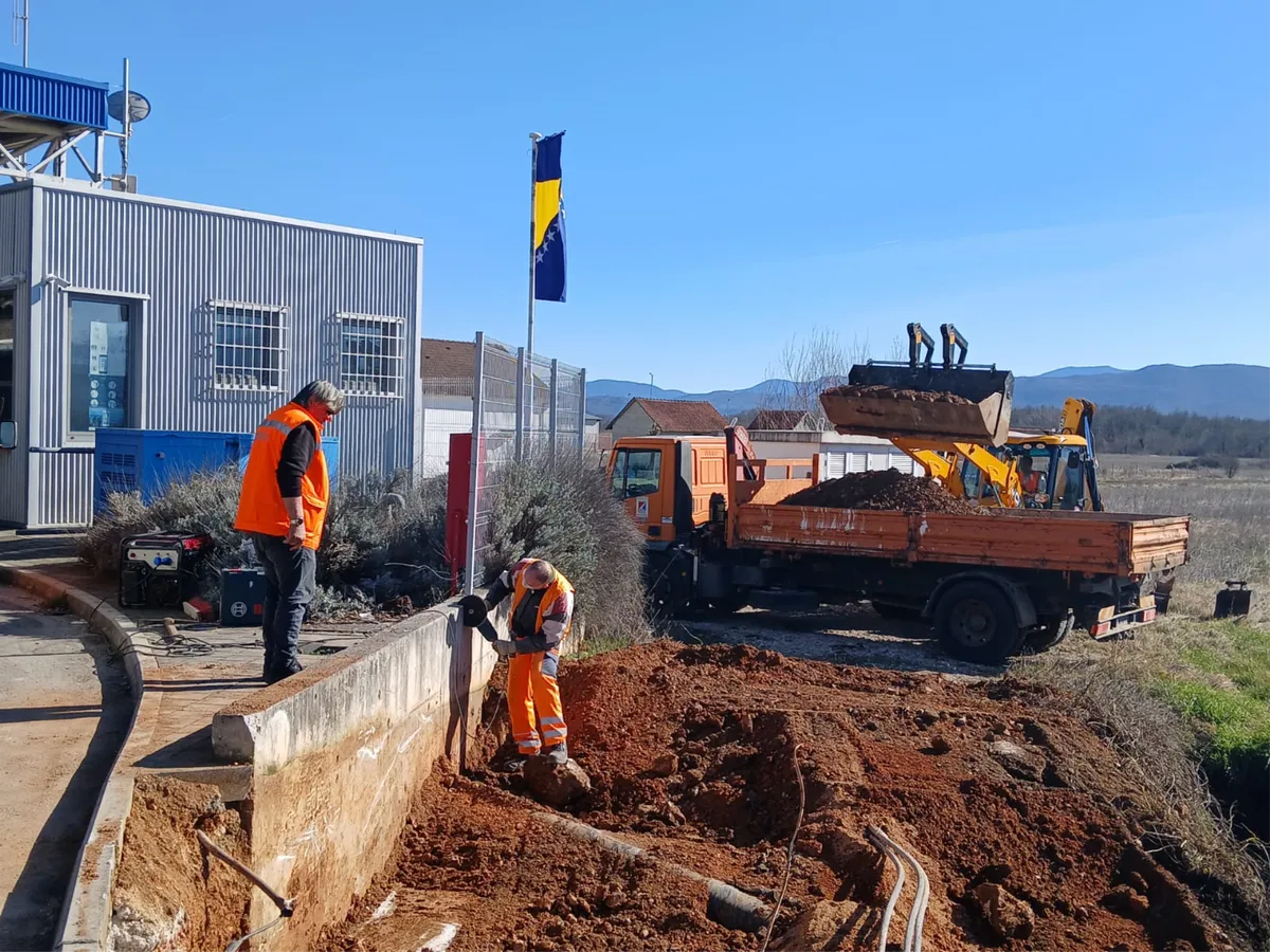 FOTO: Počeli radovi na graničnom prijelazu Gorica - Vinjani Donji 9