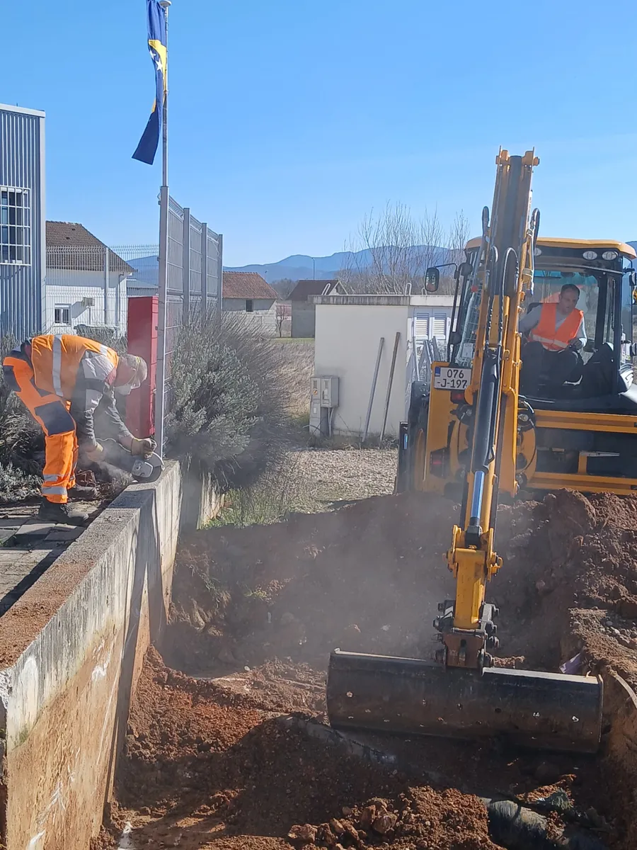 FOTO: Počeli radovi na graničnom prijelazu Gorica - Vinjani Donji 12