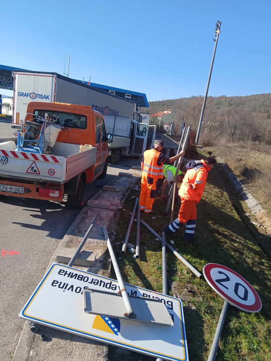 FOTO: Počeli radovi na graničnom prijelazu Gorica - Vinjani Donji 7