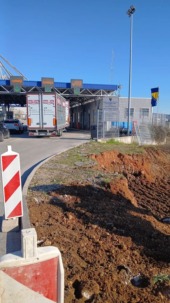 FOTO: Počeli radovi na graničnom prijelazu Gorica - Vinjani Donji 8