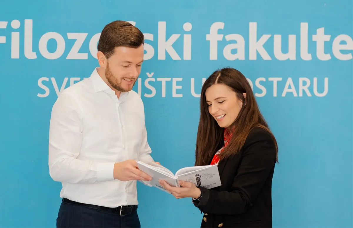 Iz tiska izašla knjiga Digitalni nastavnik