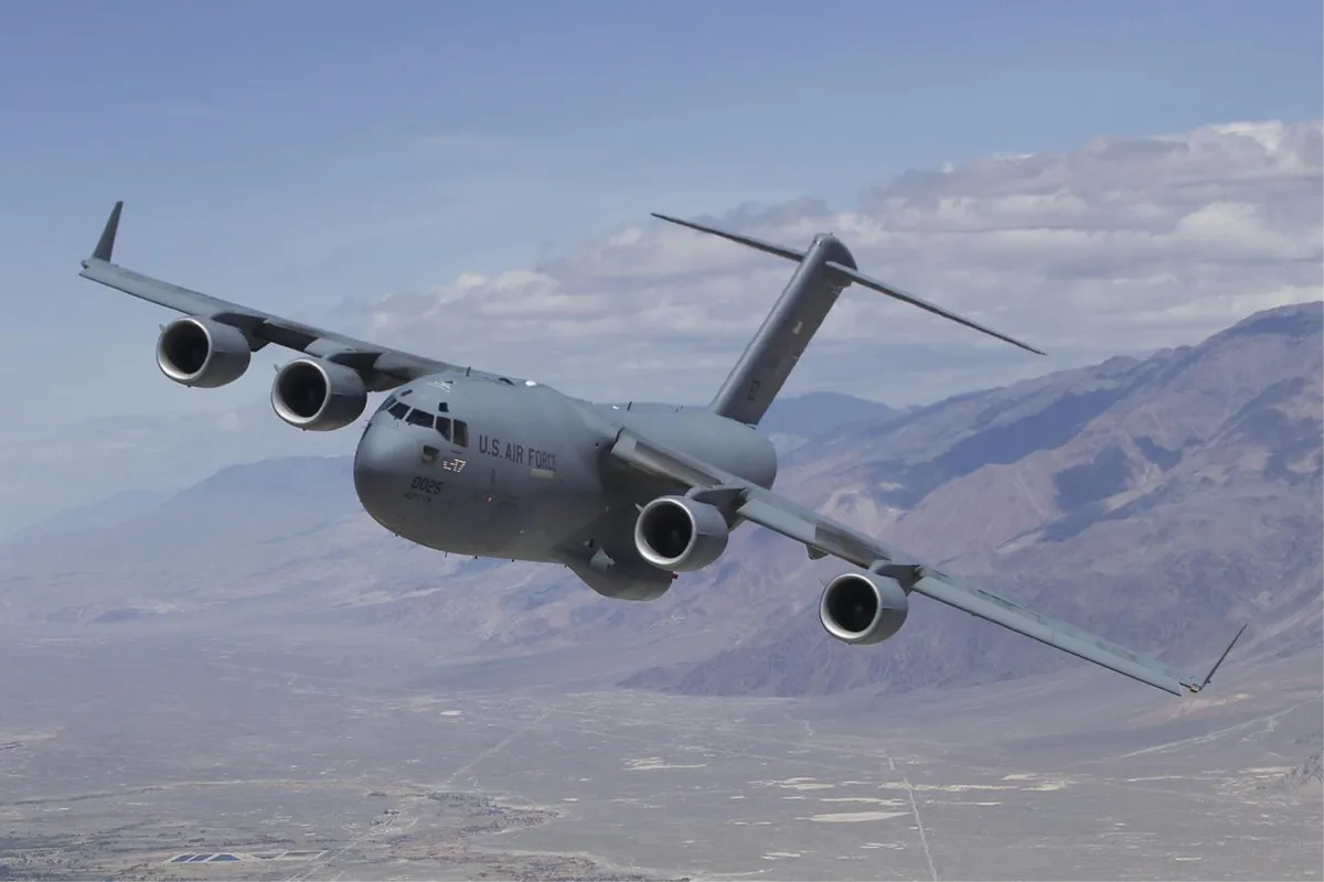 Američki špijunski avion satima kruži iznad BiH, poletio je iz NATO baze