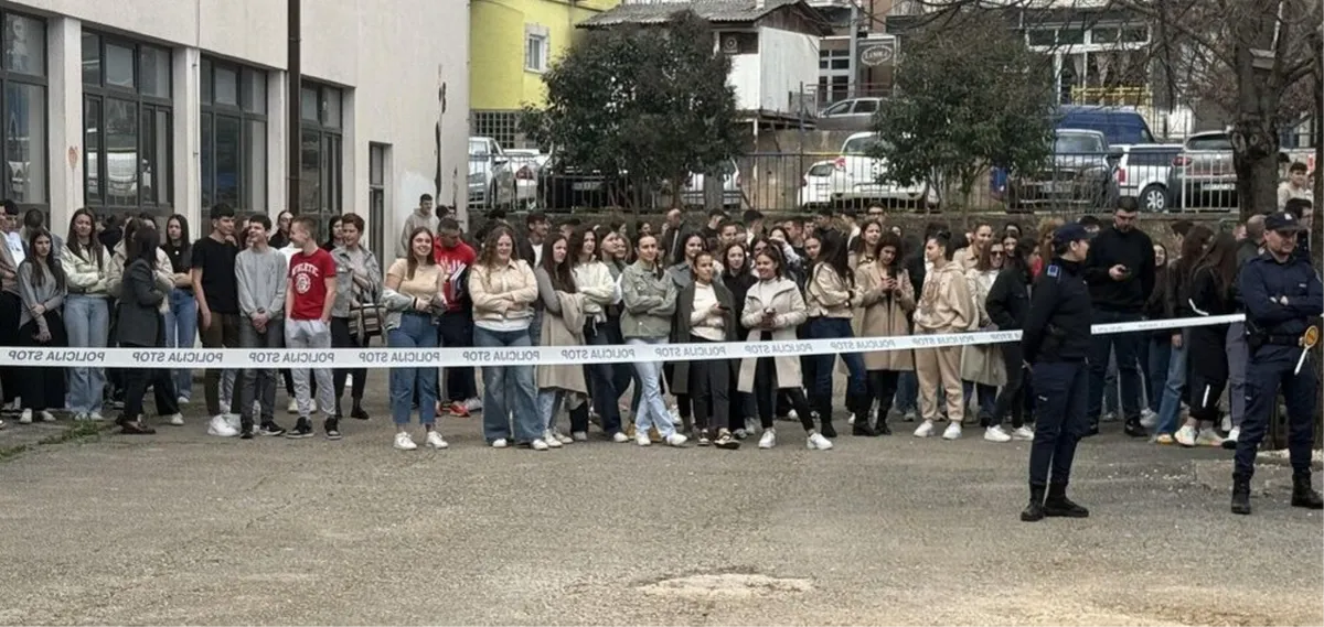 Grude: Održana edukacija djelatnika i učenika SŠ AB Šimić iz područja zaštite i spašavanja FOTO 1