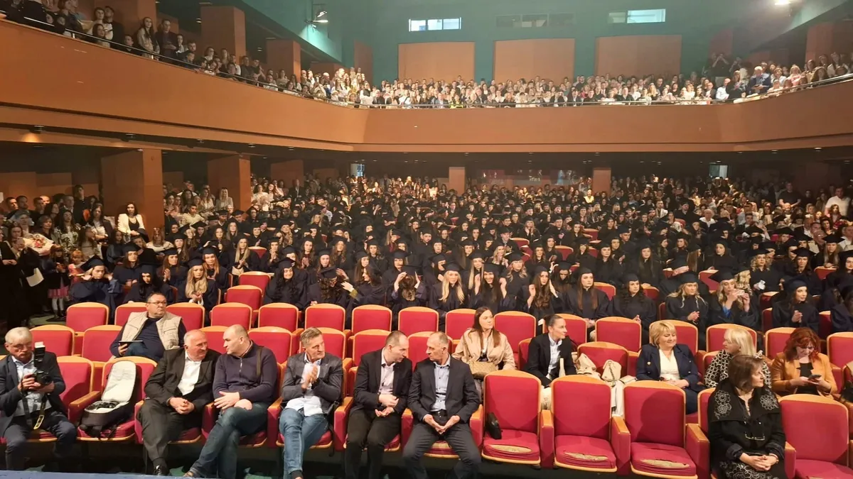 Svečana promocija na Fakultetu zdravstvenih studija Sveučilišta u Mostaru: 345 diplomanata steklo akademsku titulu 1