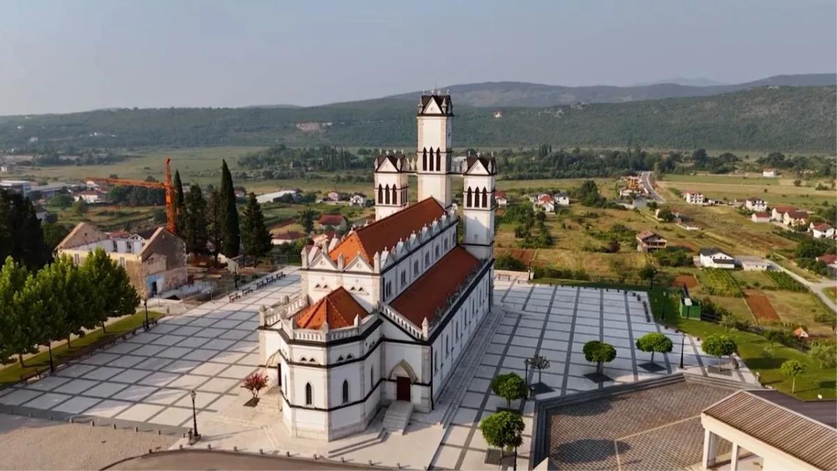 U čast novog Pape zvone zvona crkvi diljem Hercegovine! 'Imamo Papu', 'priopćava' Kamena ljepotica u Grudama