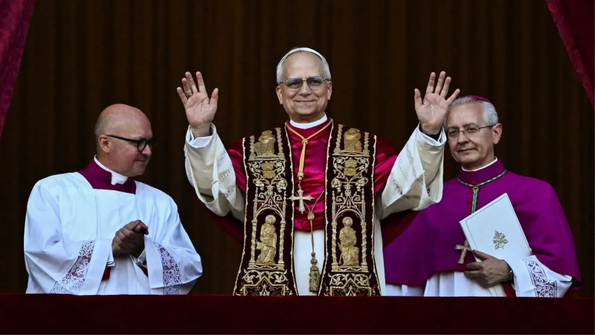 Papa Lav XIV. obratio se svijetu: BOG VAS SVE VOLI, NEKA MIR BUDE S VAMA 1