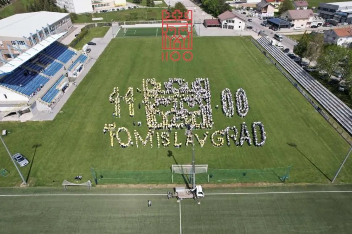 Tomislavgrad milenijskom fotografijom obilježio 1100 godina Hrvatskog Kraljevstva