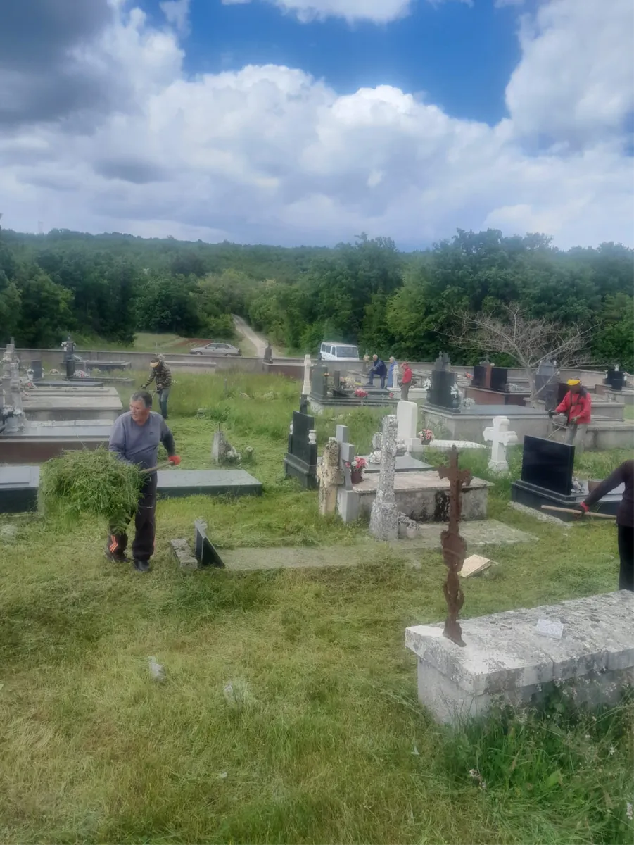 Uređeno groblje na Cerama pred blagoslov polja FOTO
