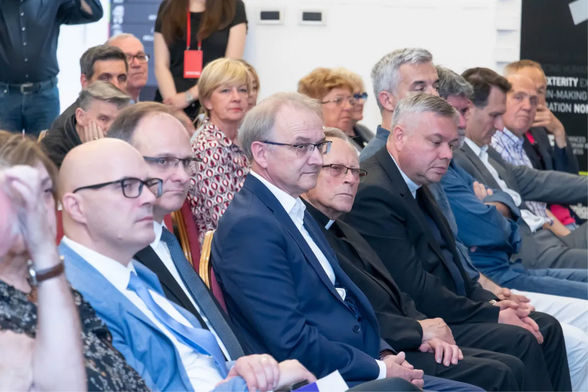 U Školskoj knjizi predstavljen zbornik Krik hrvatskih disidenata i disonanca Zapada Julienne Bušić 1