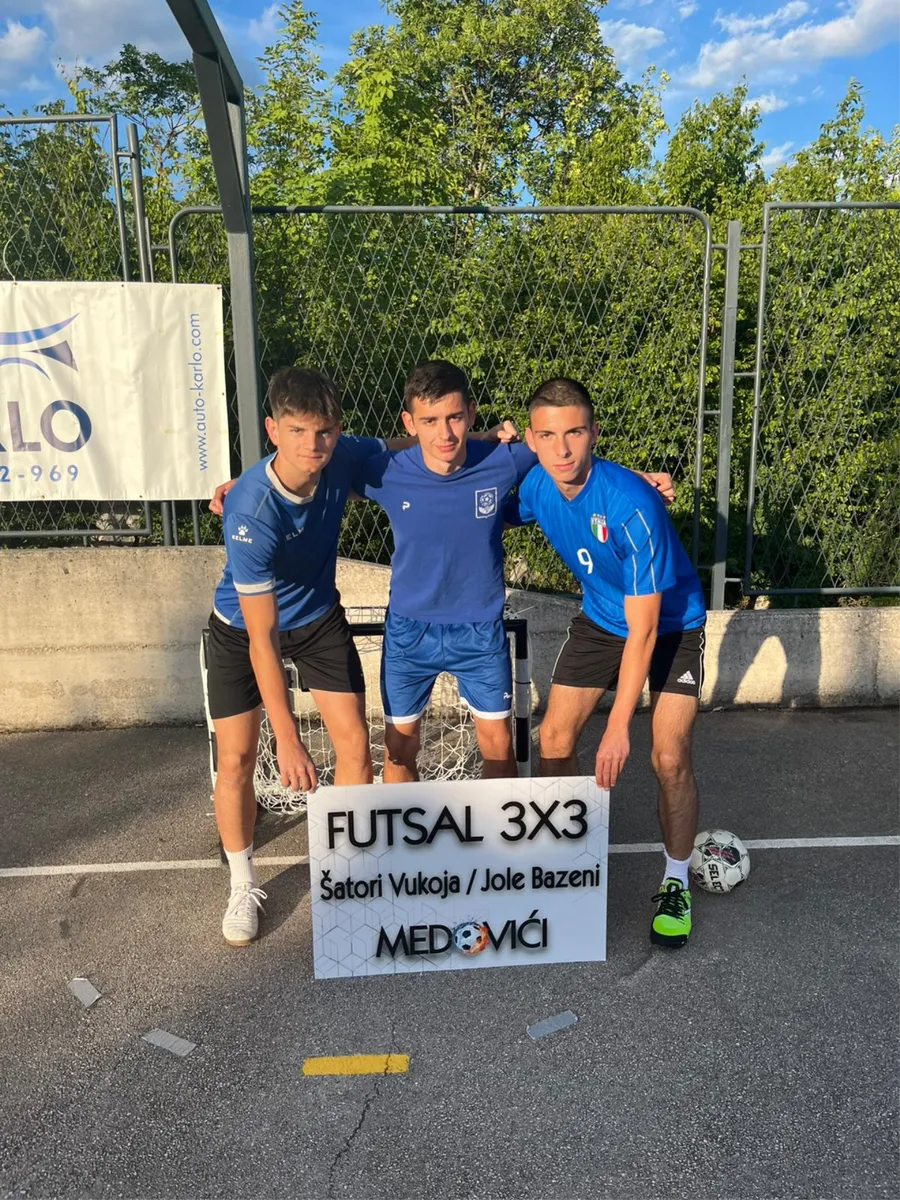 FOTO: Počeo Futsal Šatori Vukoja & Jole Bazeni, Medovići ugostili najbolje haklere