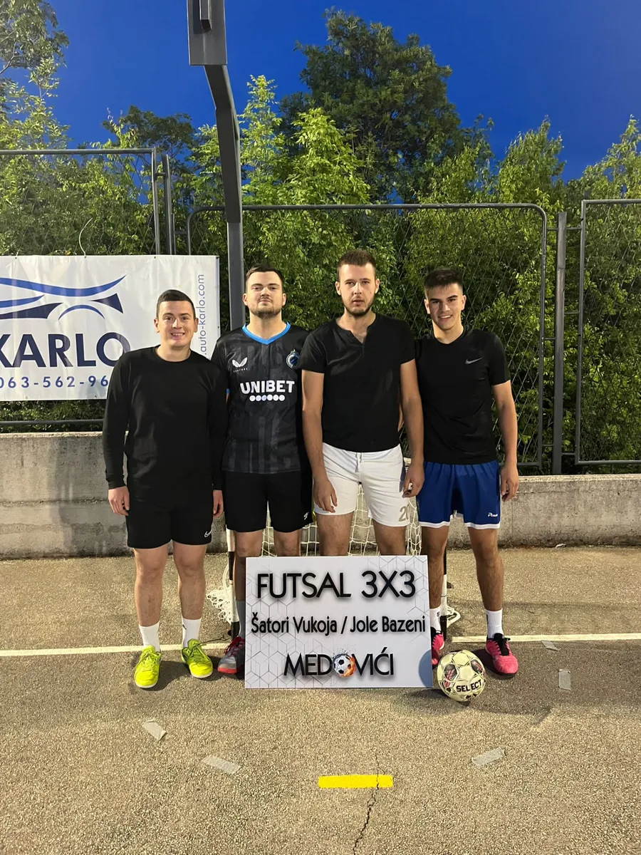 FOTO: Počeo Futsal Šatori Vukoja & Jole Bazeni, Medovići ugostili najbolje haklere 10