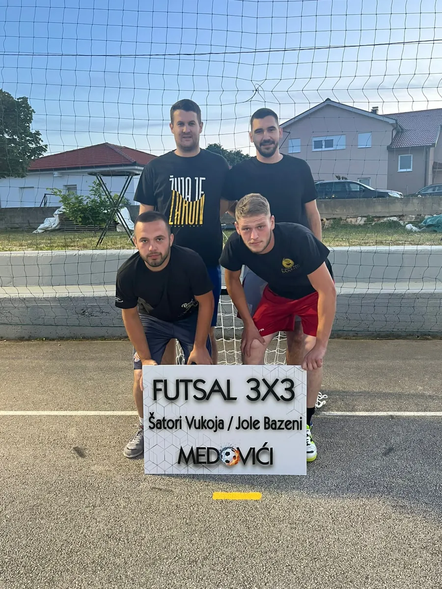 FOTO: Počeo Futsal Šatori Vukoja & Jole Bazeni, Medovići ugostili najbolje haklere 8
