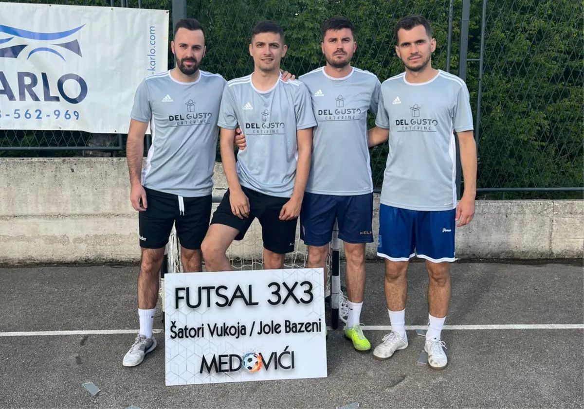 FOTO: Druga večer Futsal kupa na Medovićima, večeras ćemo saznati posljednje putnike u završni dan