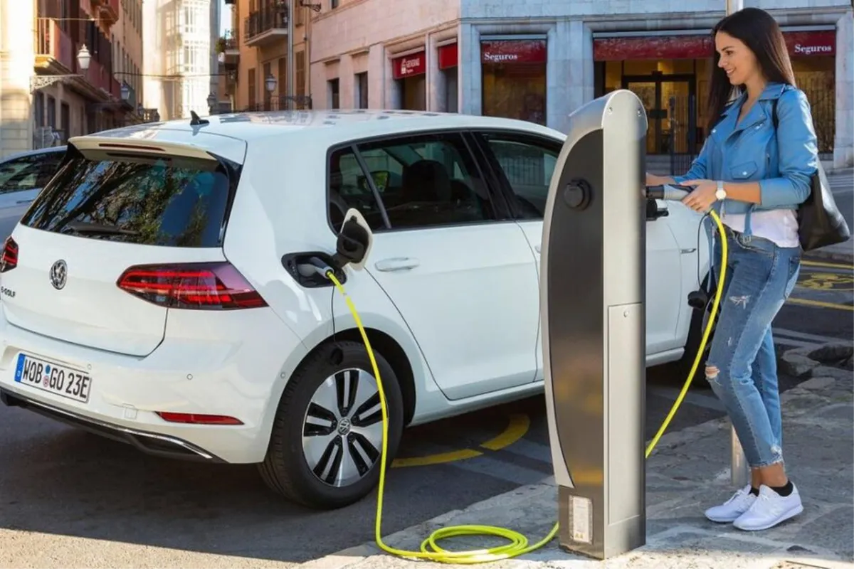 ANALIZA - Električni auti nakon dvije godine gube više od pola svoje vrijednosti