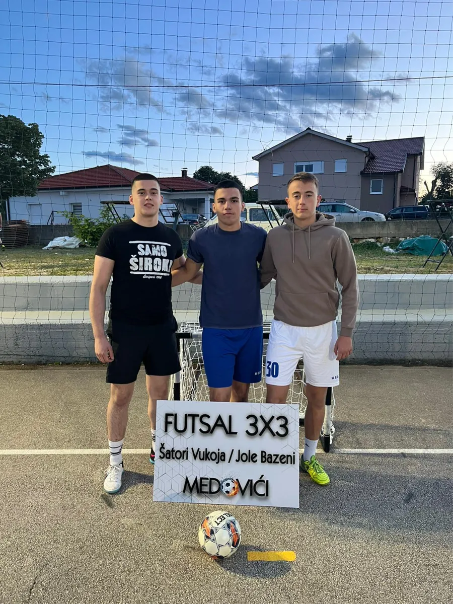FOTO: Druga večer Futsal kupa na Medovićima, večeras ćemo saznati posljednje putnike u završni dan 9