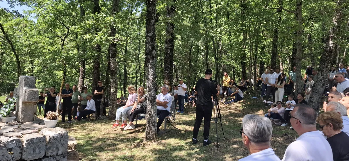 Služena misa na Biskupovu grobu FOTO 1