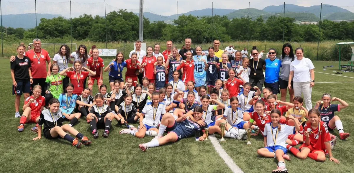 FOTO: Prvakinje Juga, djevojčice Intera iz Posušja, osvojile treće mjesto na završnici turnira 1