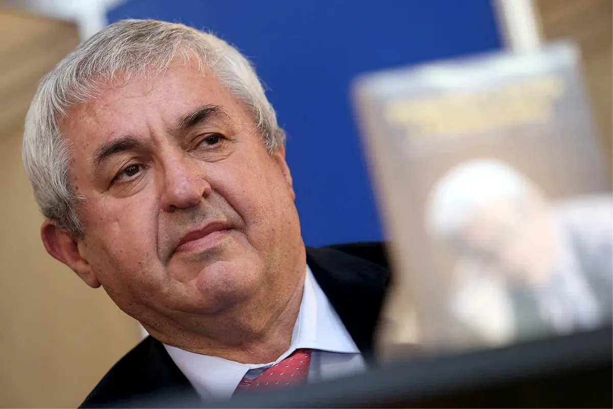 Preminuo legendarni kolumnist Milan Ivkošić