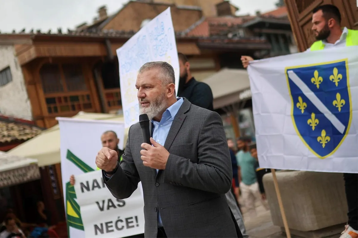 Šarlatan Sanin Musa na svojoj stranici objavio da je uhićen!