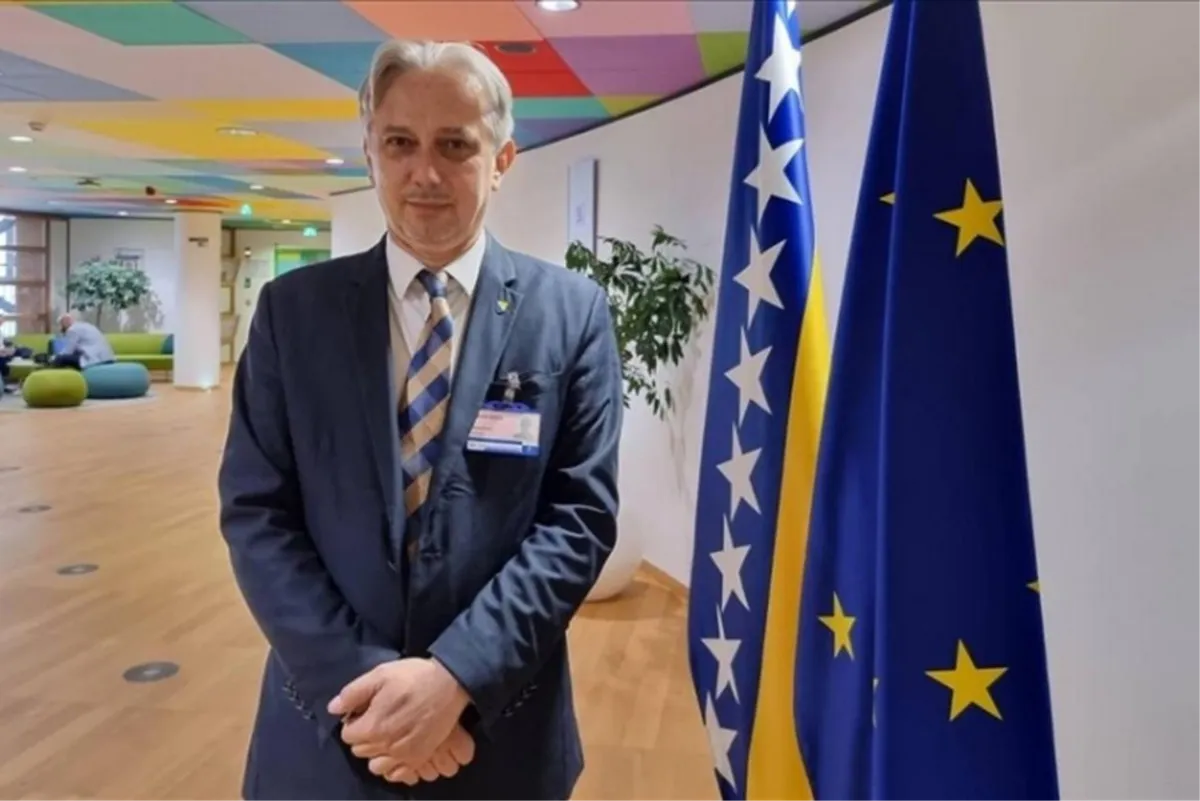 Čovjek koji je tražio da ga se briše kao Hrvata sad želi biti hrvatski član Predsjedništva