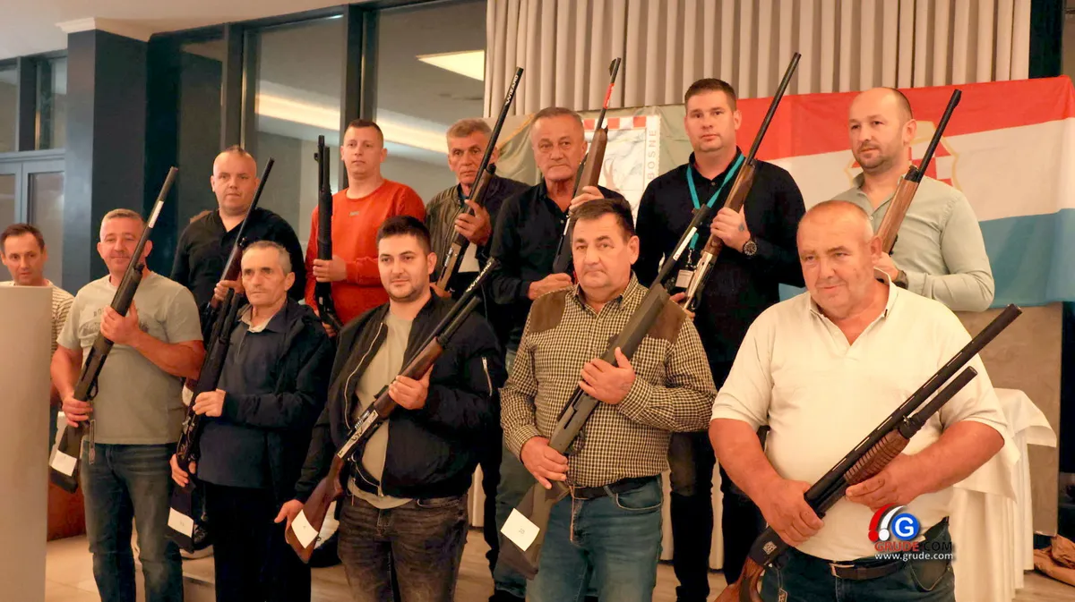 FOTO: Preko 500 lovaca uživalo u 24. Lovačkoj večeri HLU Malič Grude