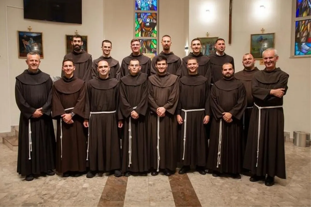 Podjela službi hercegovačkim franjevačkim bogoslovima