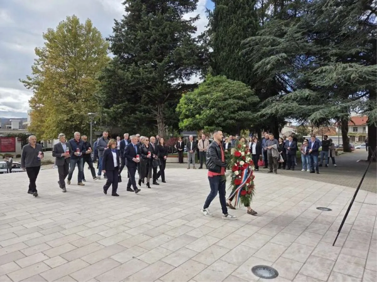 Sjećanje na pokojne dužnosnike i branitelje povodom Svih svetih i Dušnog dana u Grudama