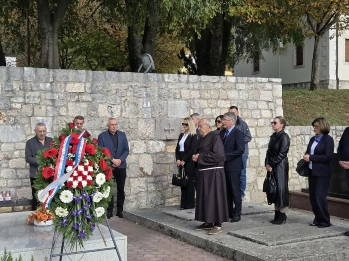 Sjećanje na pokojne dužnosnike i branitelje povodom Svih svetih i Dušnog dana u Grudama 1