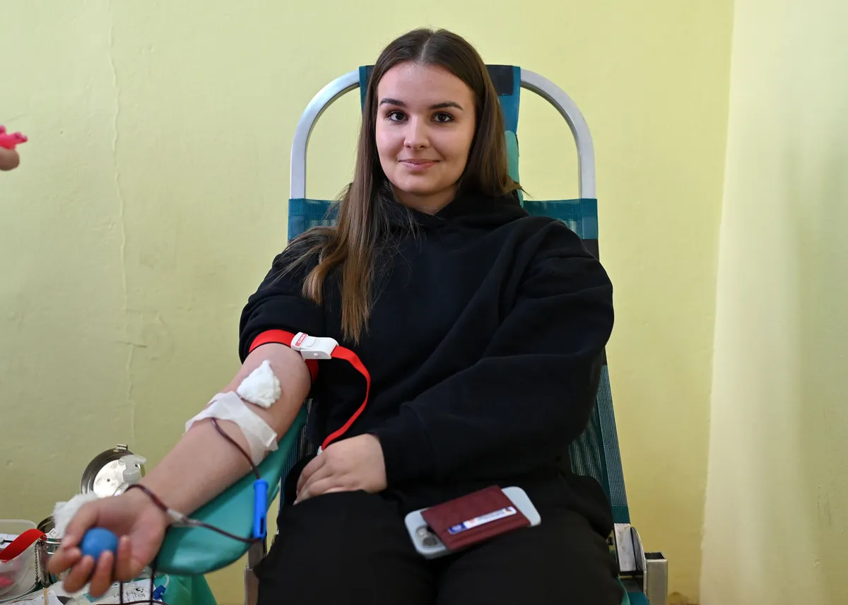Grudski srednjoškolci darovali 22 doze krvi FOTO 5