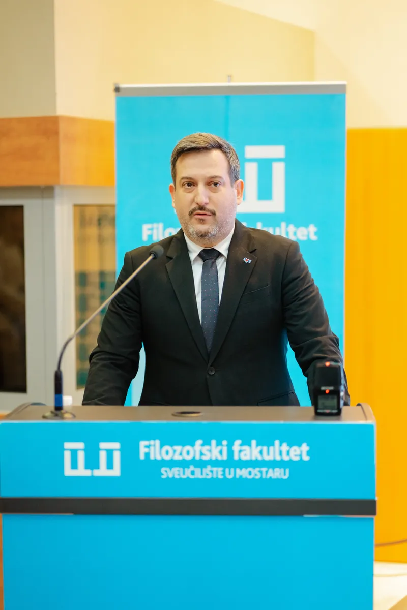 FOTO: Svečanom akademijom obilježena 20. godišnjica Filozofskog fakulteta SUM-a 3