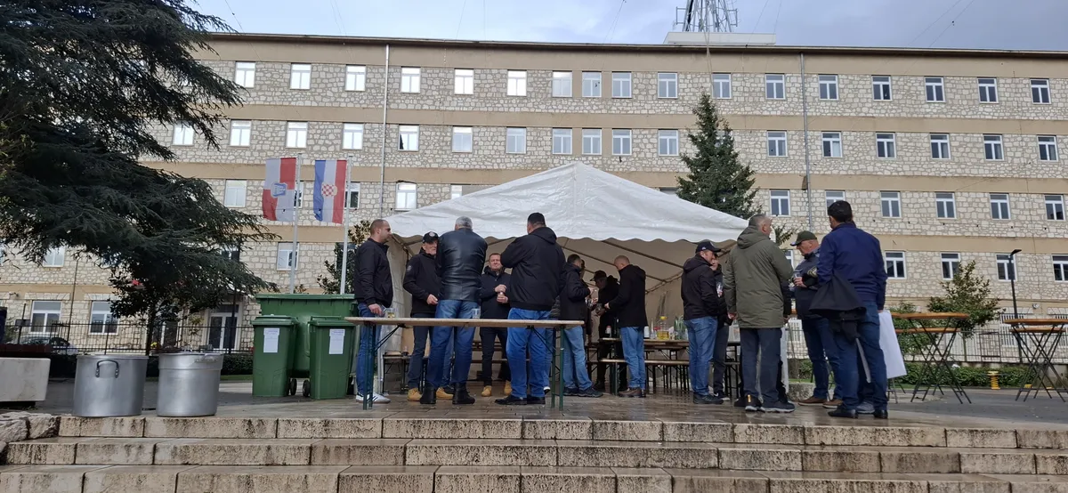 Branitelji u Grudama 14. put se družili na Badnjak 1