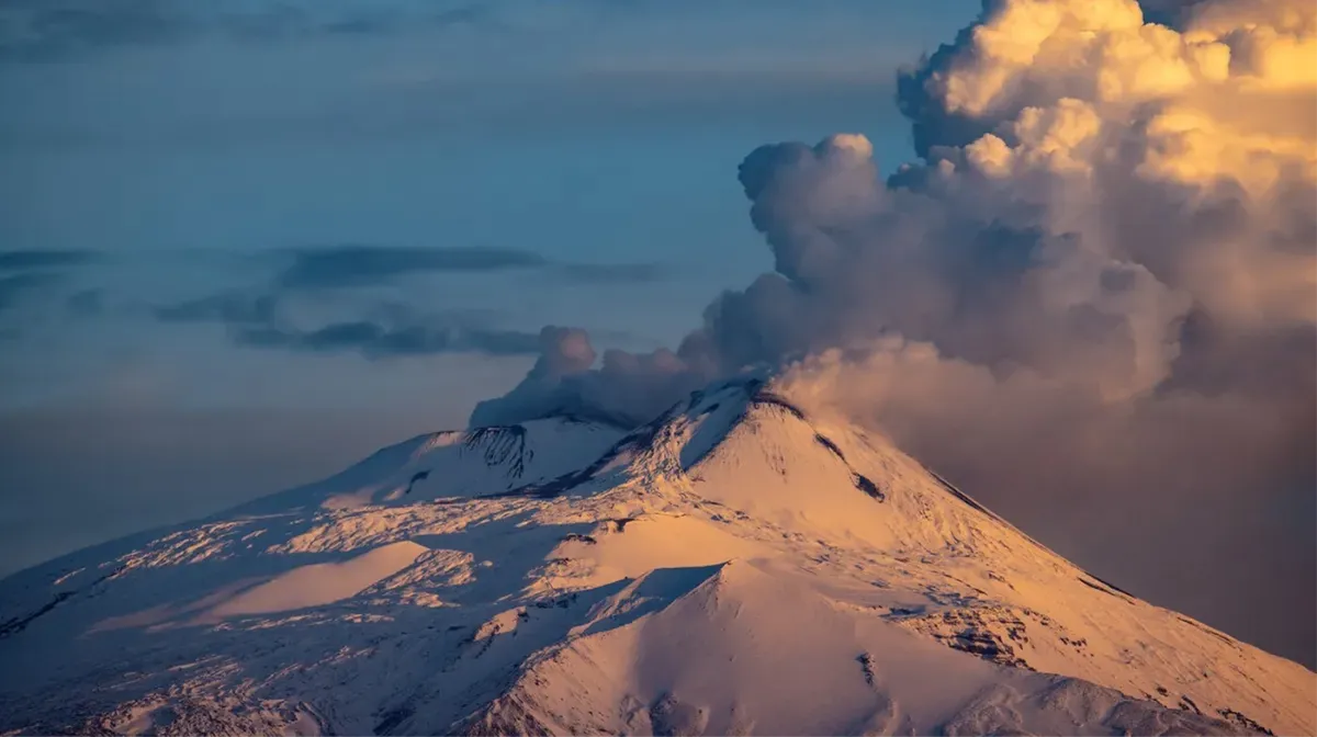 Erumpirala Etna