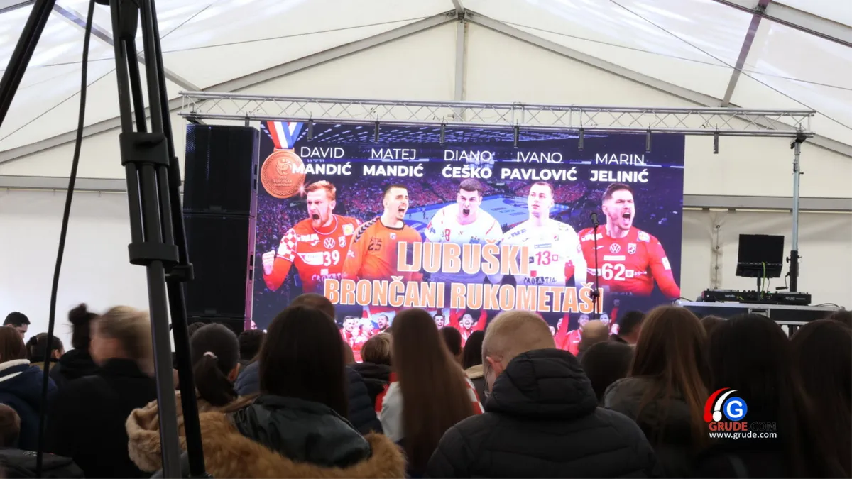 FOTO: Dočekali smo brončane rukometaše u njihovom Ljubuškom 2