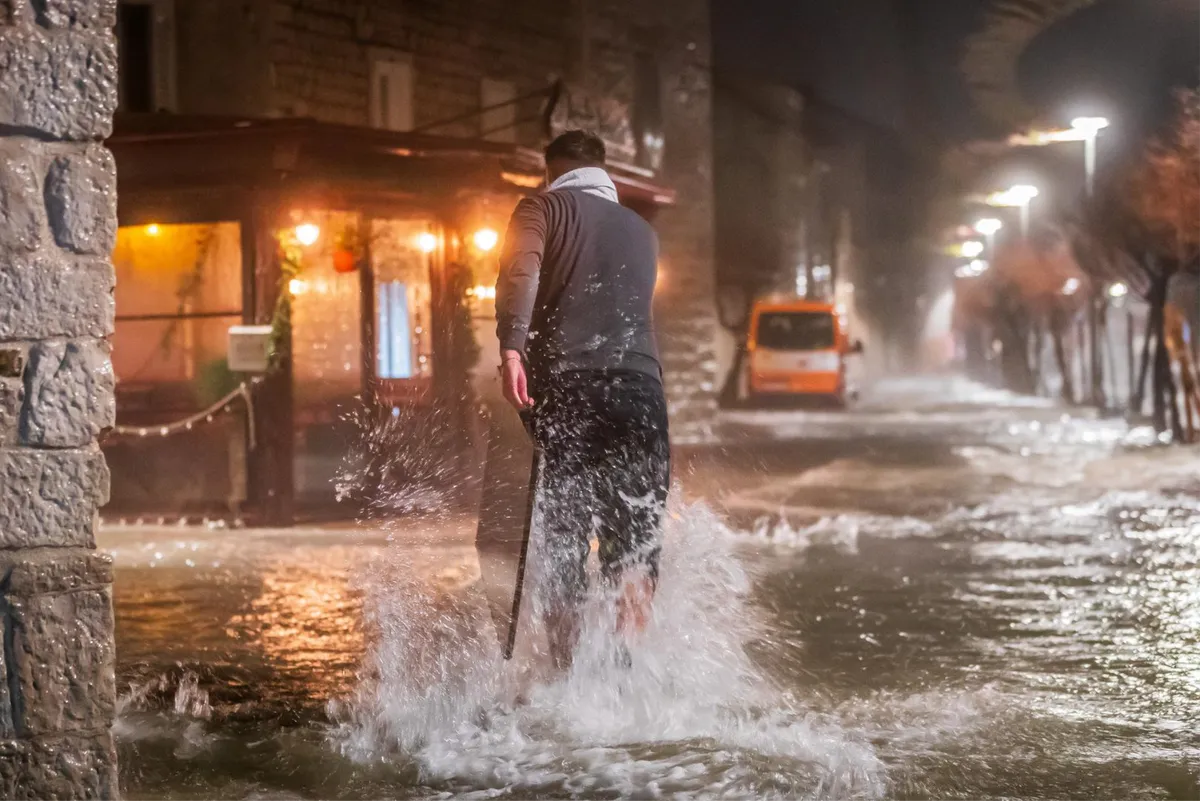 FOTO: Besana noć u Dalmaciji, ovo se ne pamti već desetljećima... 7
