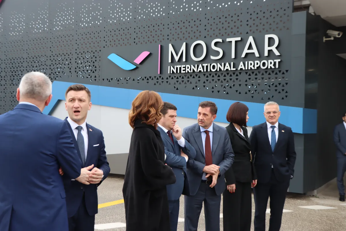 U Zračnoj luci Mostar potpisani ugovori vrijedni 1,75 milijuna eura FOTO