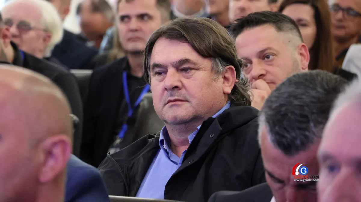 FOTOGALERIJA: 3. Gospodarski forum ŽZH-a: Bez jakih i snažnih Hrvata u BiH ni Republika Hrvatska nema prosperiteta 3