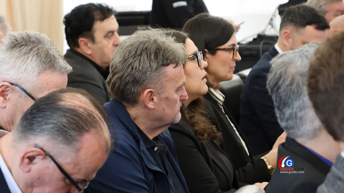 FOTOGALERIJA: 3. Gospodarski forum ŽZH-a: Bez jakih i snažnih Hrvata u BiH ni Republika Hrvatska nema prosperiteta 8